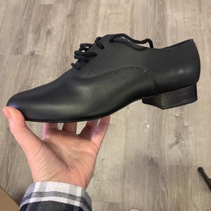 Br02 standard Oxford men’s ballroom